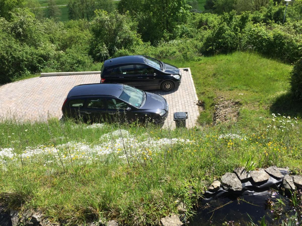 Idyllisch Wohnen Im Weserbergland - Bungalow Mit Phantastischer Aussicht Fuer 4 Personen Polle Zewnętrze zdjęcie