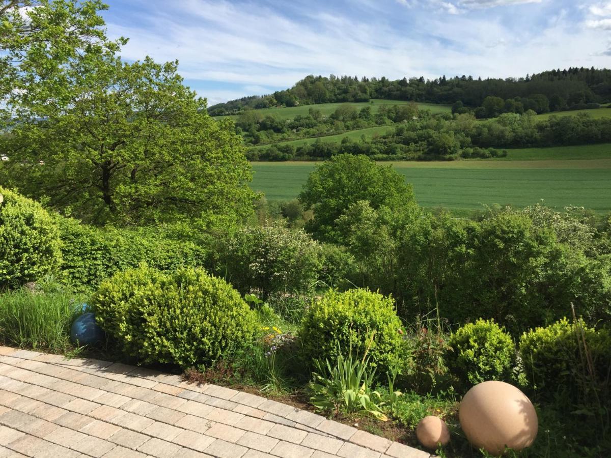Idyllisch Wohnen Im Weserbergland - Bungalow Mit Phantastischer Aussicht Fuer 4 Personen Polle Zewnętrze zdjęcie